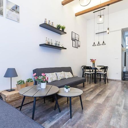 Katarina Apartment Blaha Square 布达佩斯 外观 照片